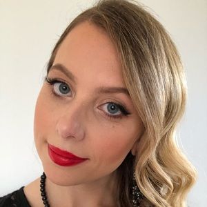 Meet your Posher, Elysse